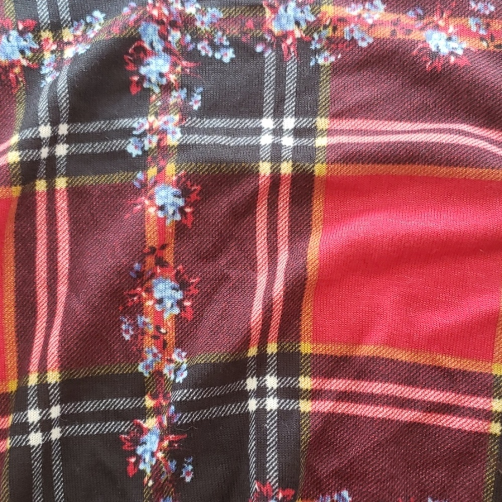 Top - Picture 2 of 2